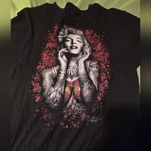 Marilyn Monroe chiefs shirt.